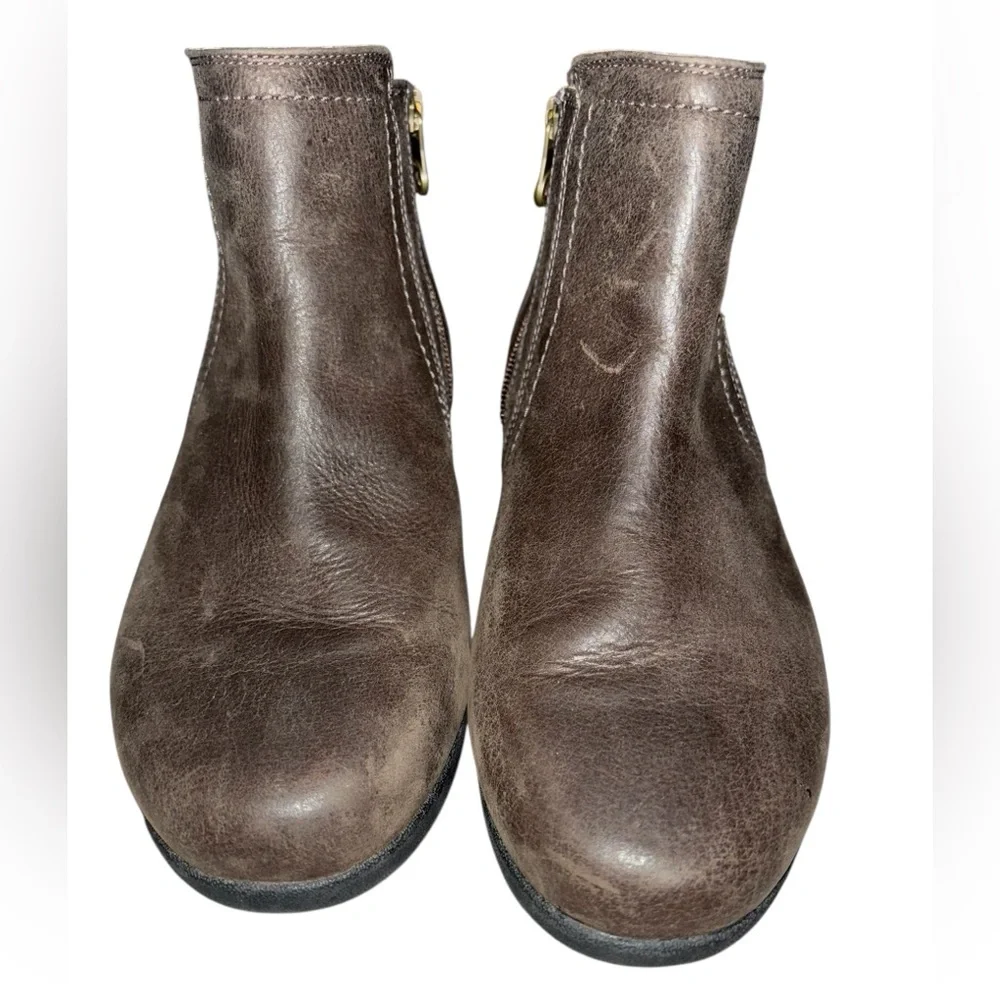 ARAVON Fairlee ankle boots leather waterproof shoes Women's size 9.5